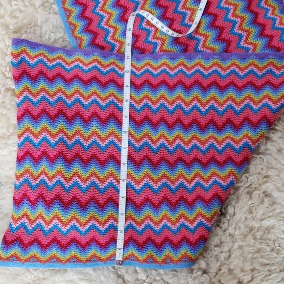 🦄Bright & Beautiful Chevron Rainbow Unicorn Scarf - Picture 3 of 5